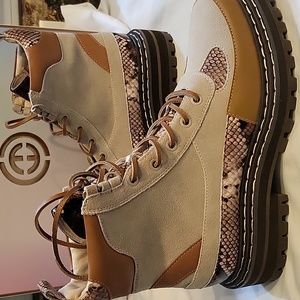 NIB Cecelia New York Boots